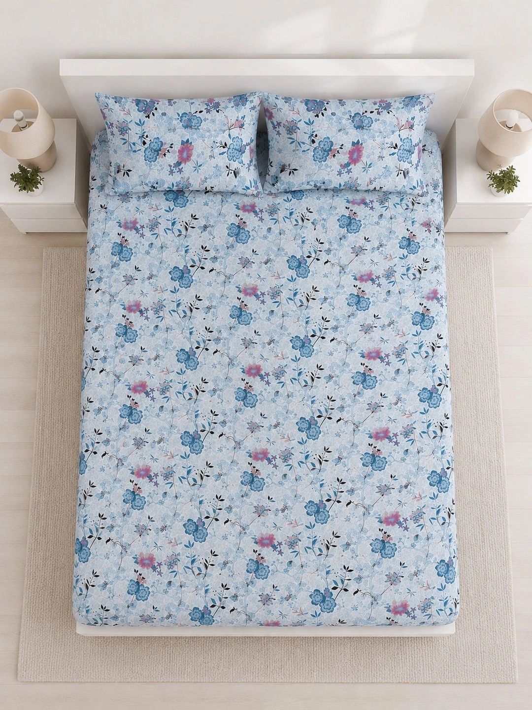 KLOTTHE Blue Floral 300 TC King Bedsheet with 2 Pillow Covers
