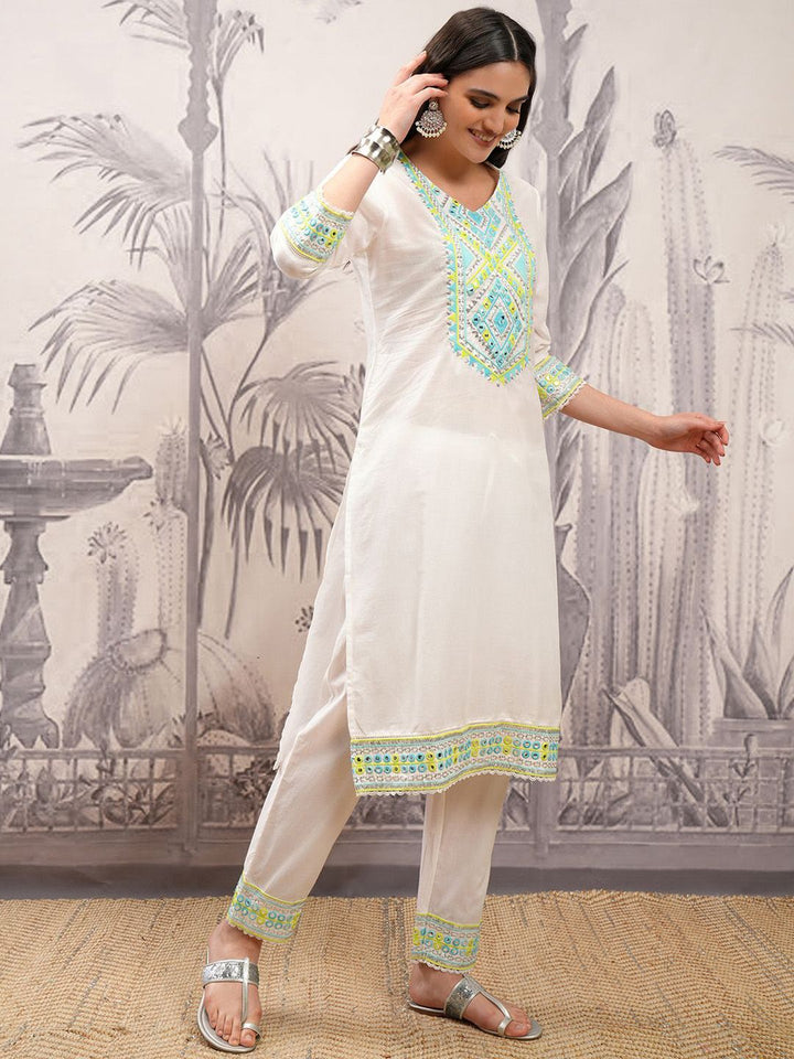 Vishudh Floral Embroidered Regular Thread Work Pure Cotton Kurta with Trousers & Dupatta