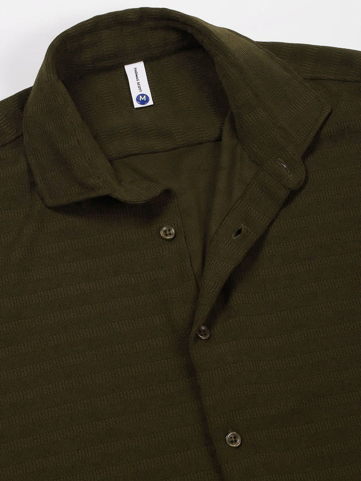 Thomas Scott Men Premium Spread Collar Horizontal Striped Casual Shirt