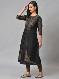 W Ethnic Motifs Embroidered Layered Kurta