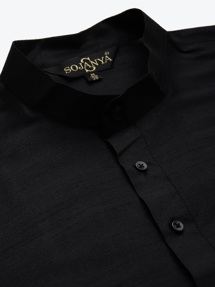 SOJANYA Men Black Kurta with Churidar & Nehru Jacket