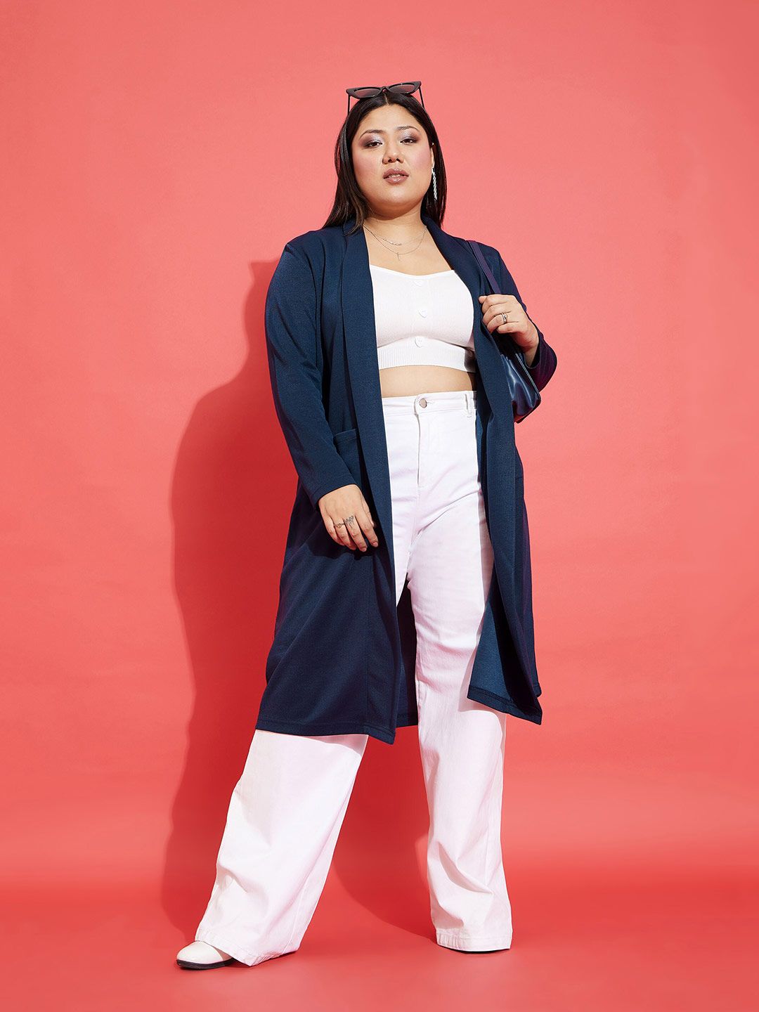 SASSAFRAS Curve Plus Size Longline Open Front Shrug