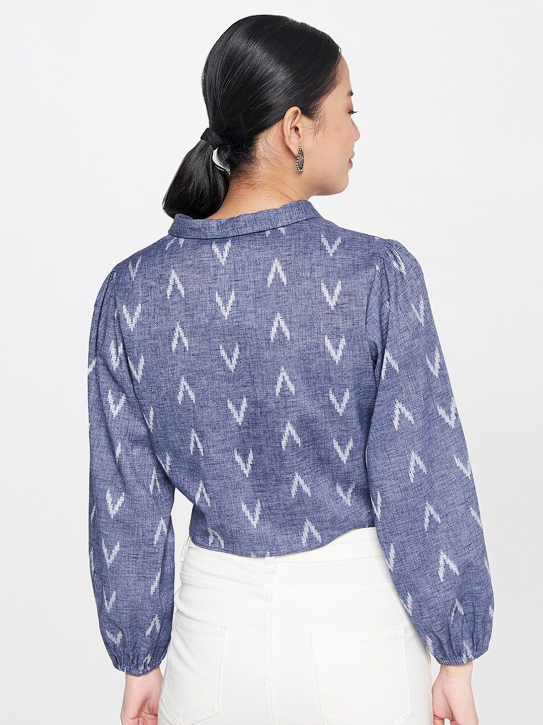 Global Desi Geometric Printed Shirt Style Waist Tie Up Pure Cotton Crop Top