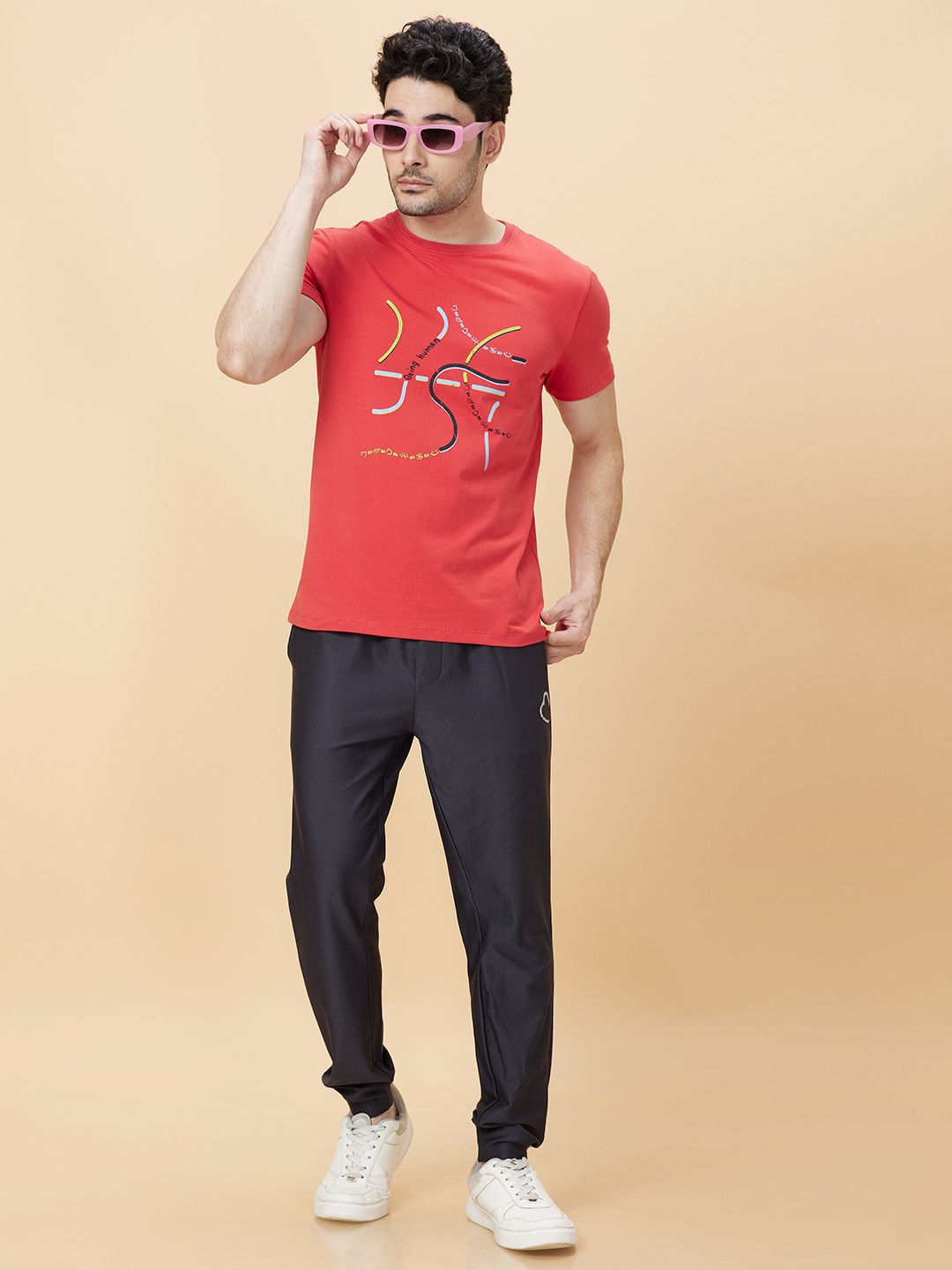 Menjadi lelaki manusia dicetak t-shirt kapas leher bulat