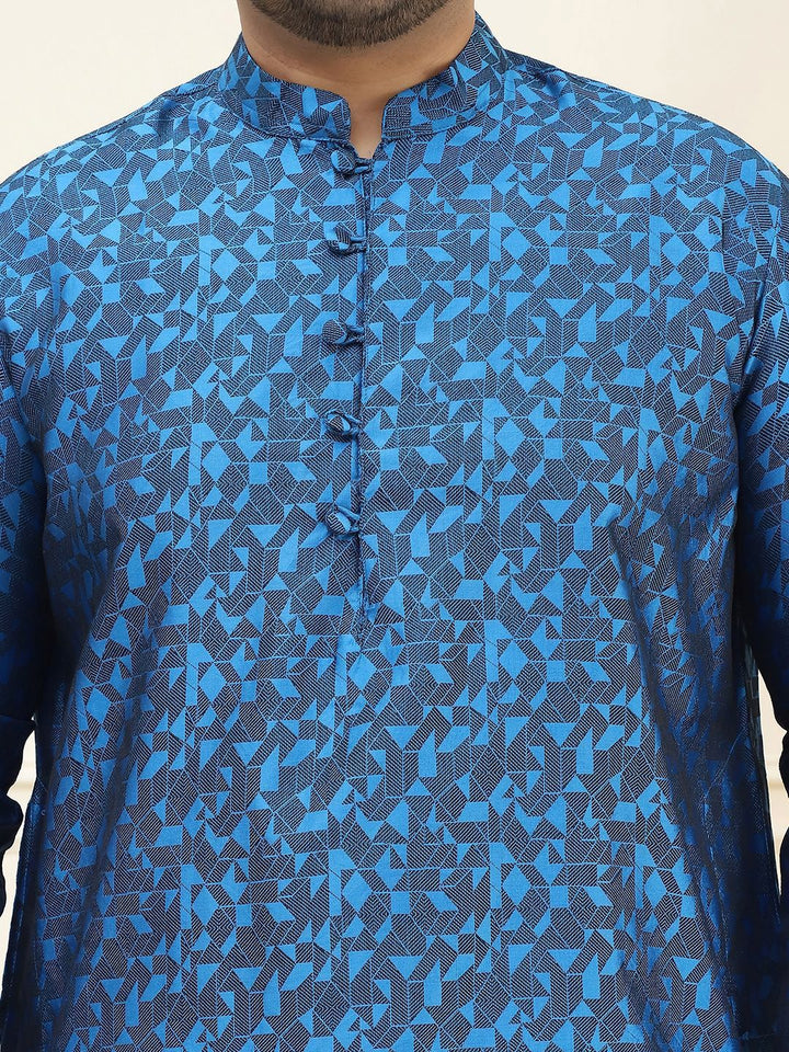 SOJANYA PLUS Plus Size Mandarin Collar Kurta with Pyjama