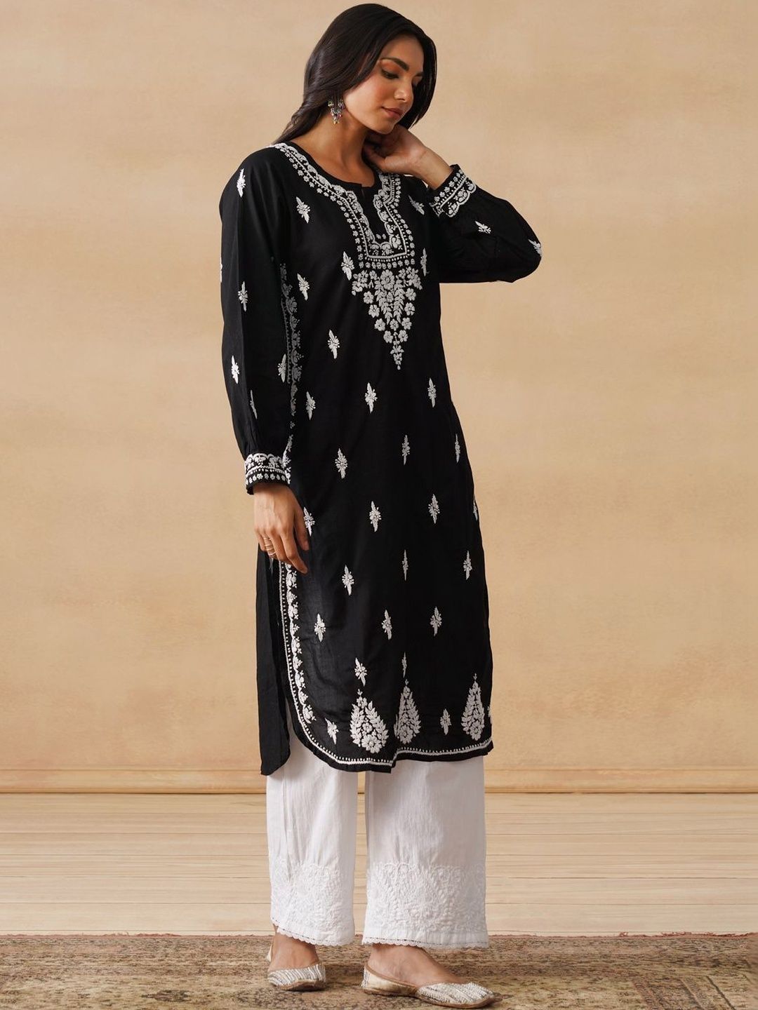 House of Chikankari Women Solid Black Kurta