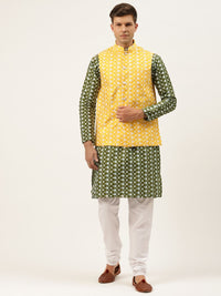 SOJANYA Men Green Ethnic Motifs Embroidered Thread Work Kurta with Churidar