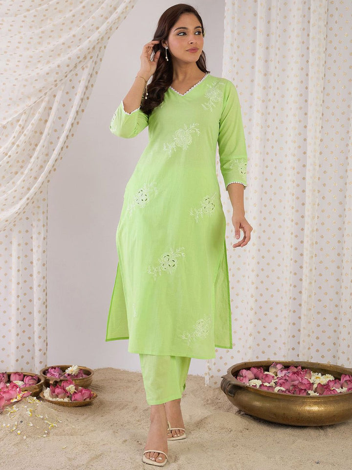 Indo Era Floral Printed V-Neck Pure Cotton Straight Kurta With Trousers
