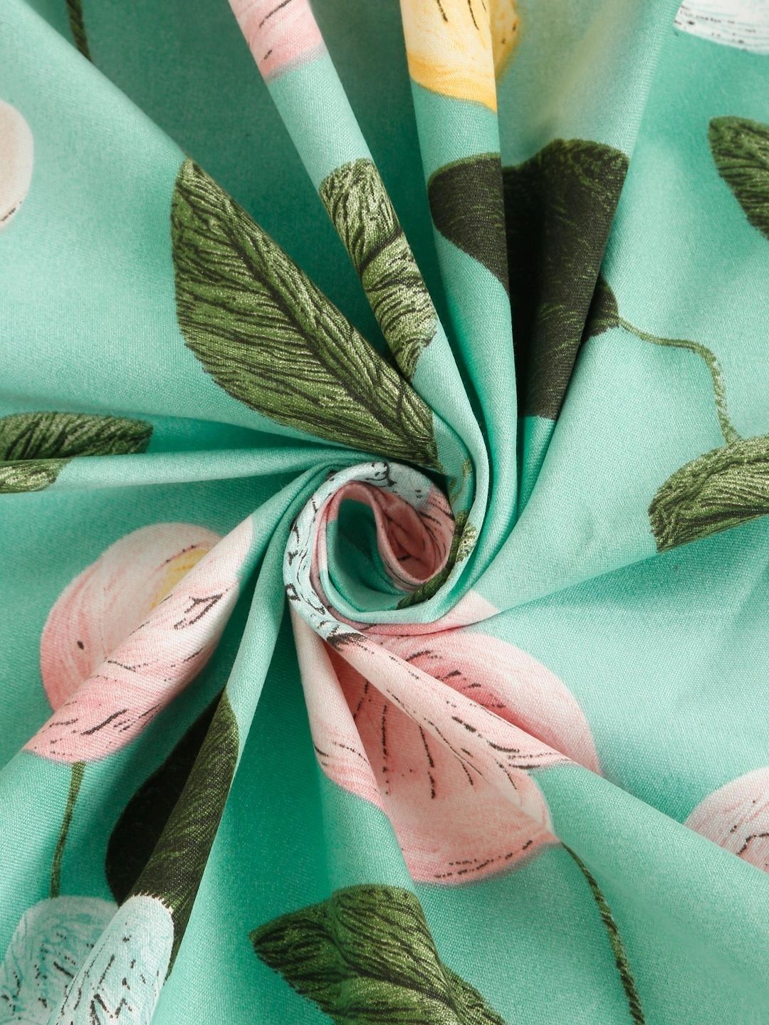 Moda Rapido X KLOTTHE Green & Pink Floral 300 TC King Bedsheet with 2 Pillow Covers