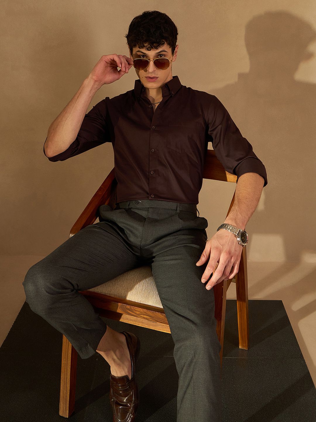 DENNISON Men Coffee Brown Comfort Regular Fit Solid Formal Shirt