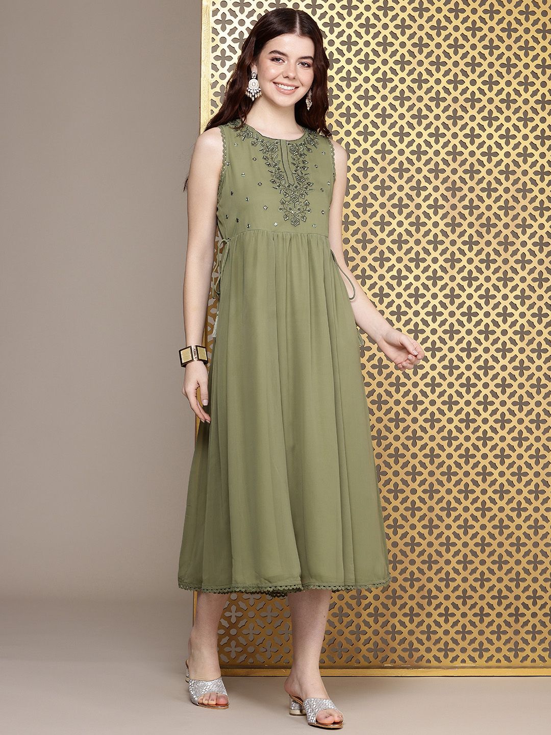 House of Pataudi Floral Embroidered A-Line Midi Jashn Dress
