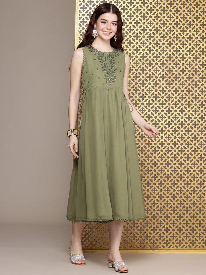 House of Pataudi Floral Embroidered A-Line Midi Jashn Dress