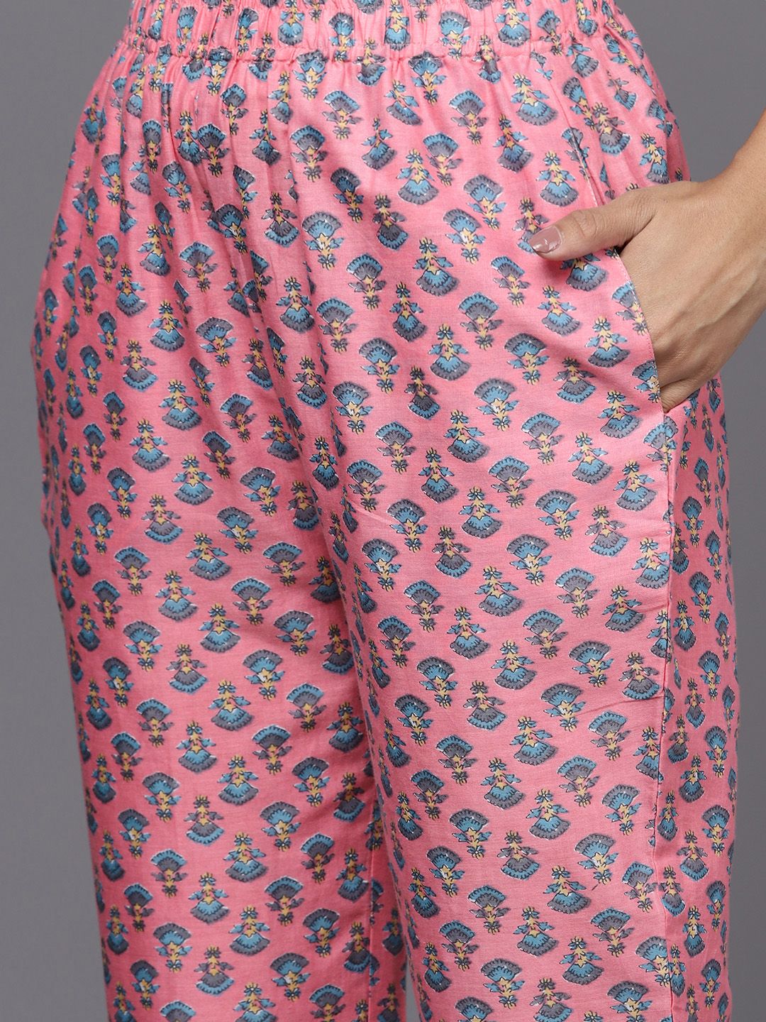 Libas Women Floral Printed Gotta Patti Pure Cotton Kurta with Trousers & With Dupatta