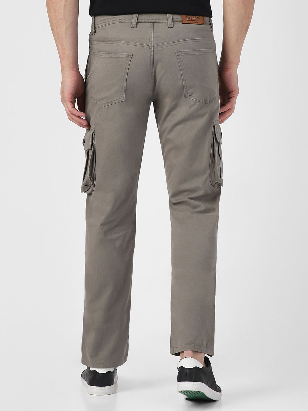 Urbano Fashion Men Mid-Rise Cargos Trousers