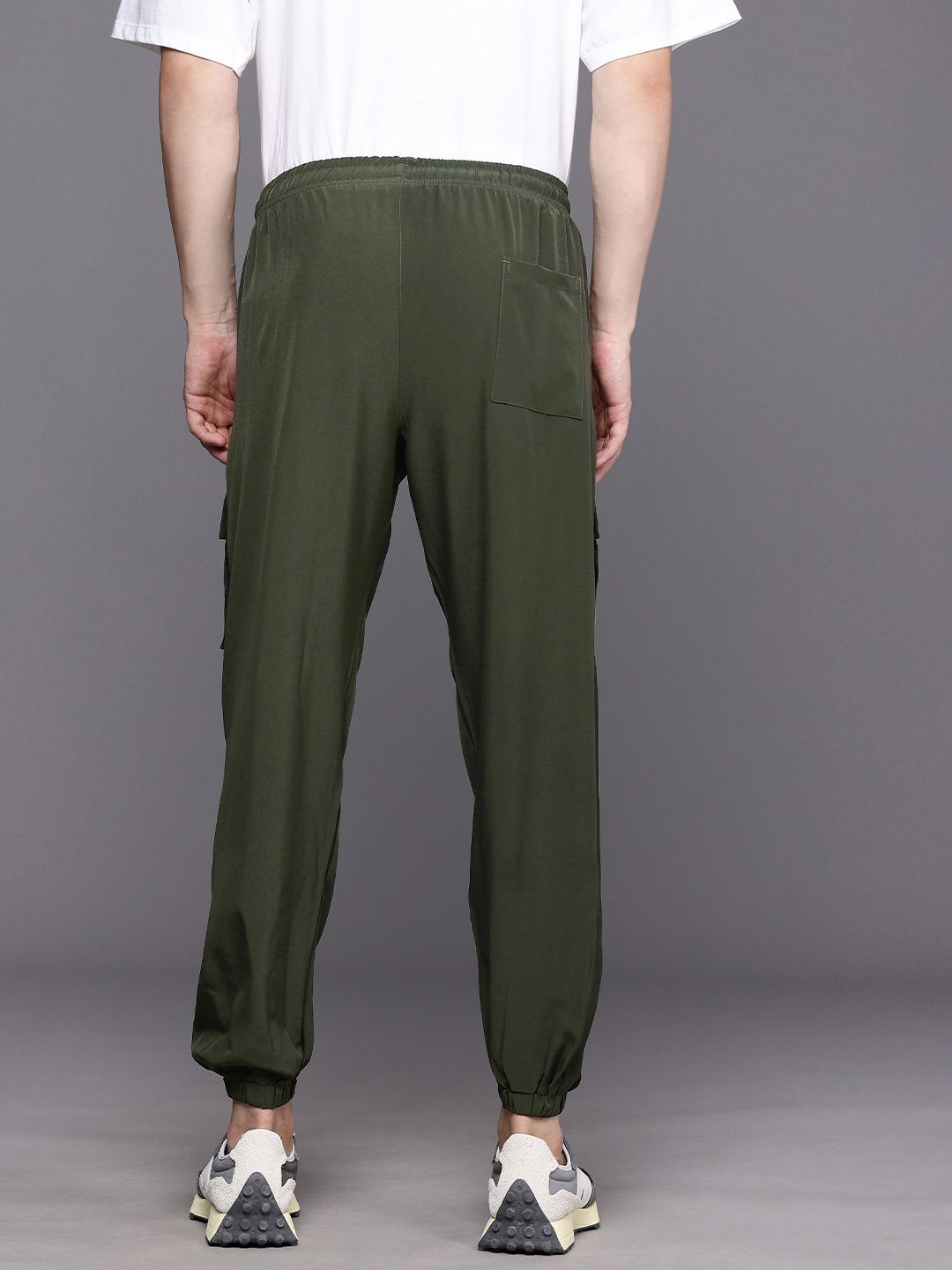 HRX by Hrithik Roshan Men Street Pulse Lifestyle Cargo Style Joggers
