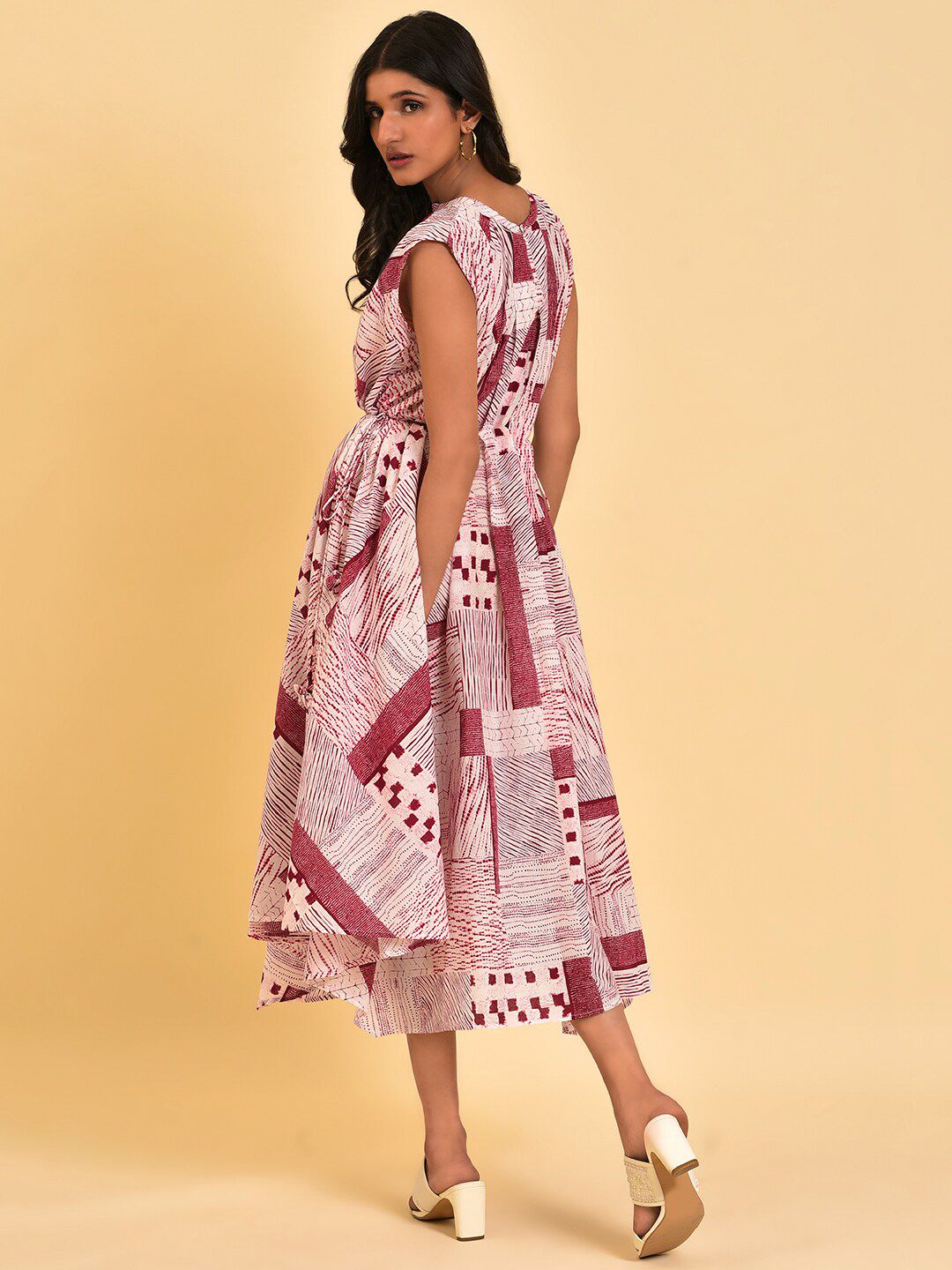 W Red Abstract Printed Extended Sleeves Cotton Fit & Flare Midi Ethnic Dress