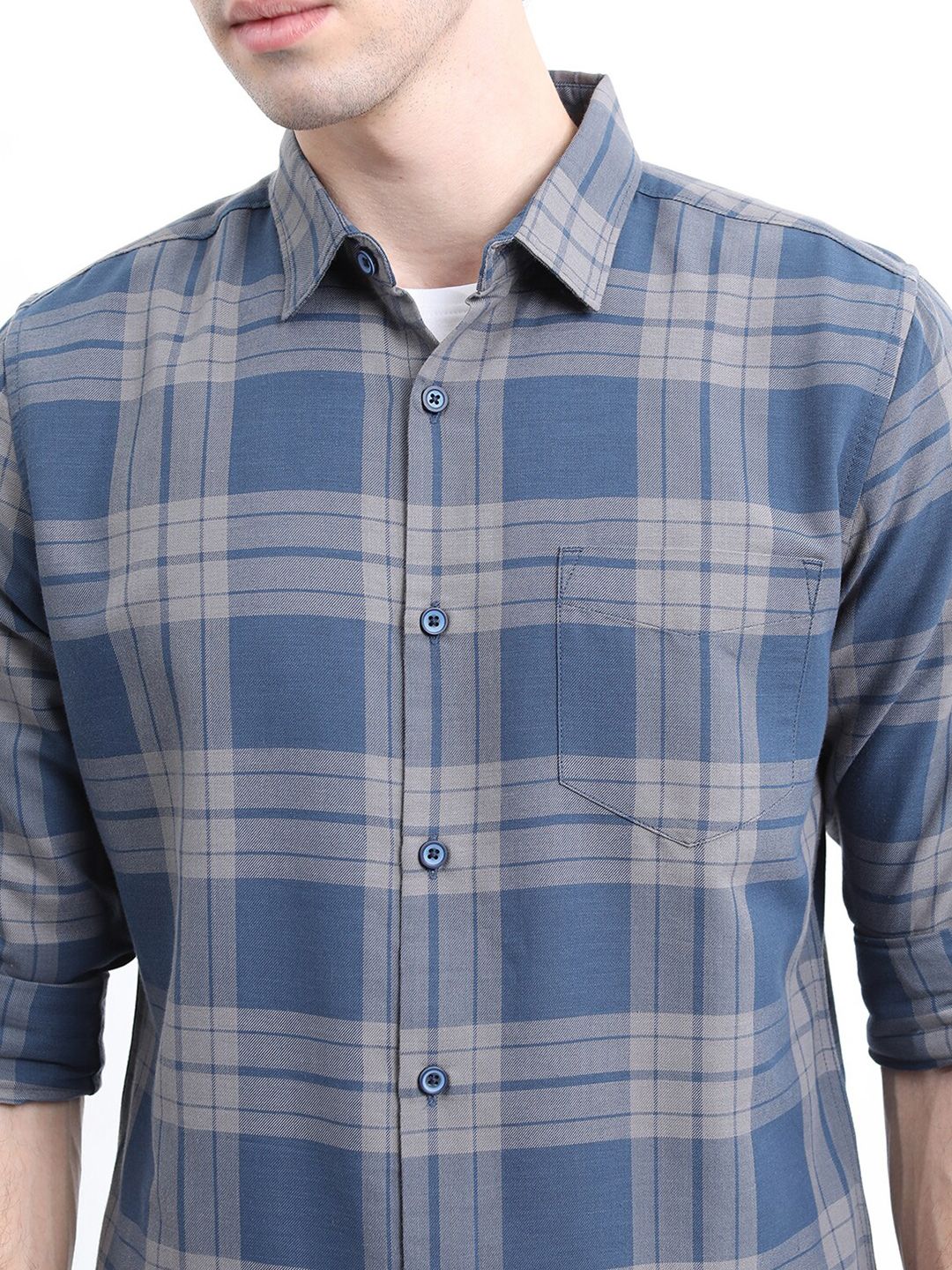 HIGHLANDER Men Checked Casual Slim Fit Shirt
