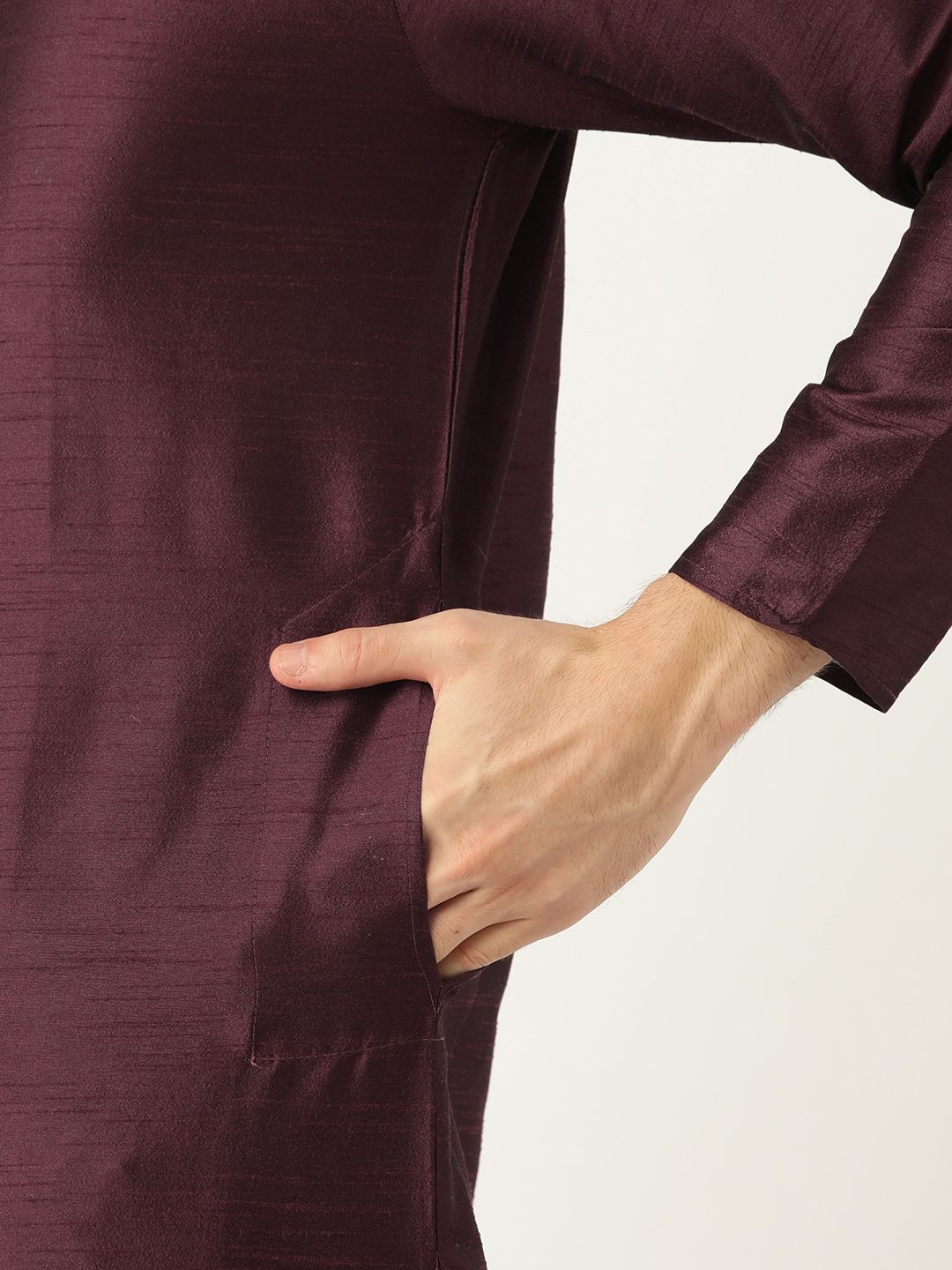 SOJANYA Men Burgundy Solid Straight Kurta