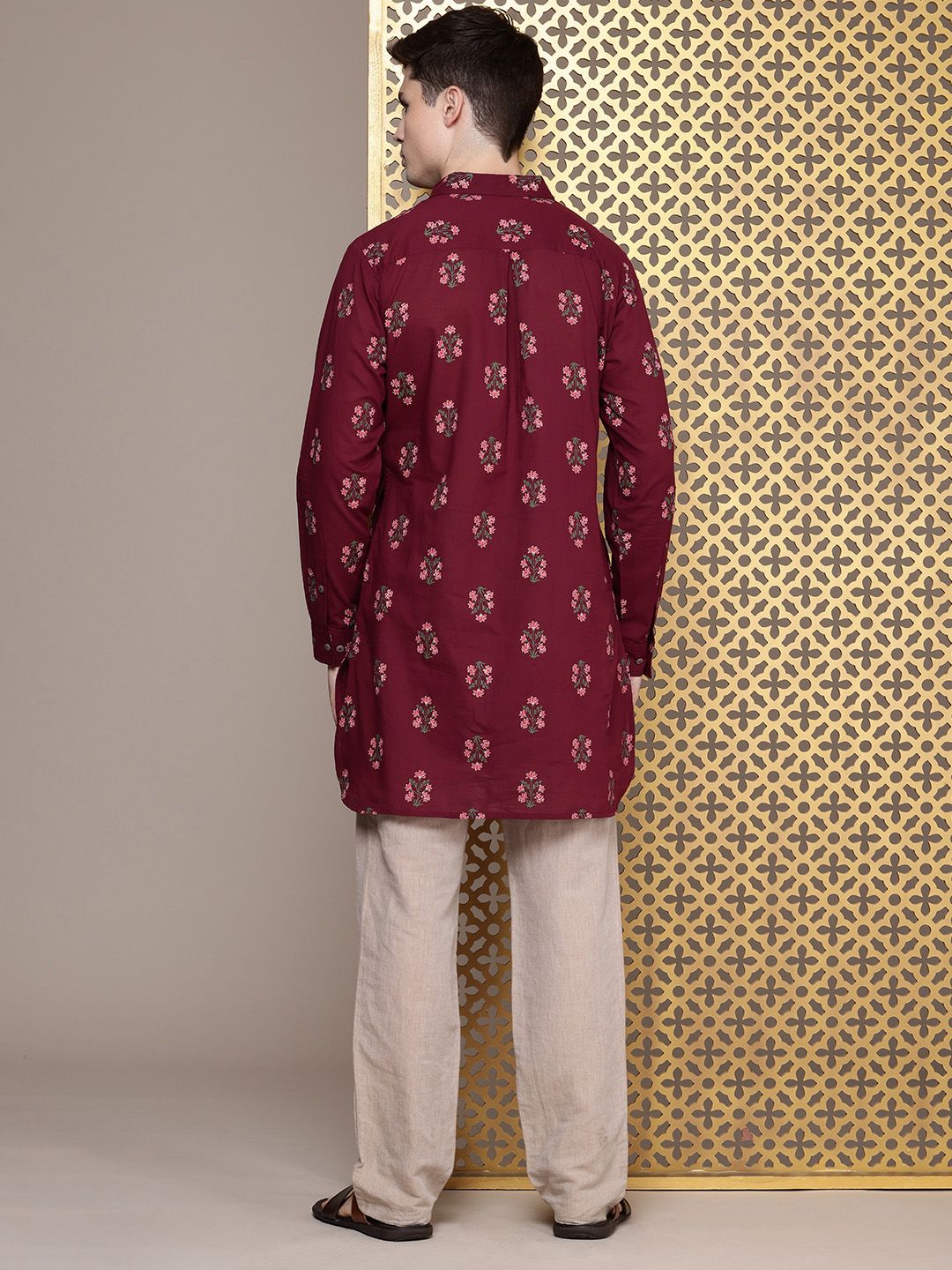 House of Pataudi Men Floral Printed Pure Cotton Kurta