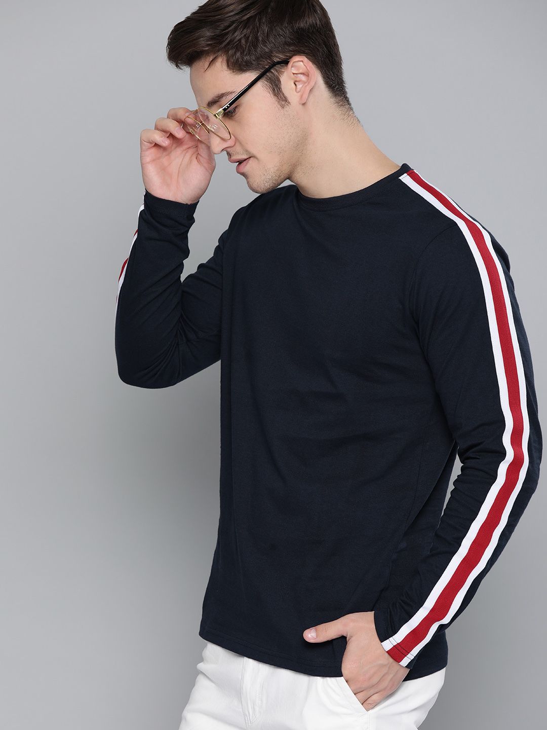 DILLINGER Men Navy Blue Solid Round Neck Pure Cotton T-shirt