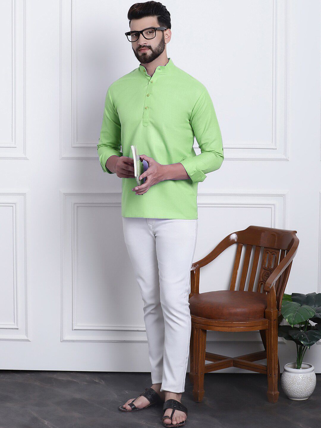 SOJANYA Mandarin Collar Roll Up Sleeves Kurta