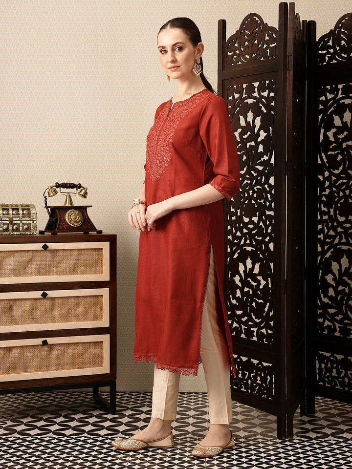 House of Pataudi Floral Embroidered Thread Work Jashn Kurta