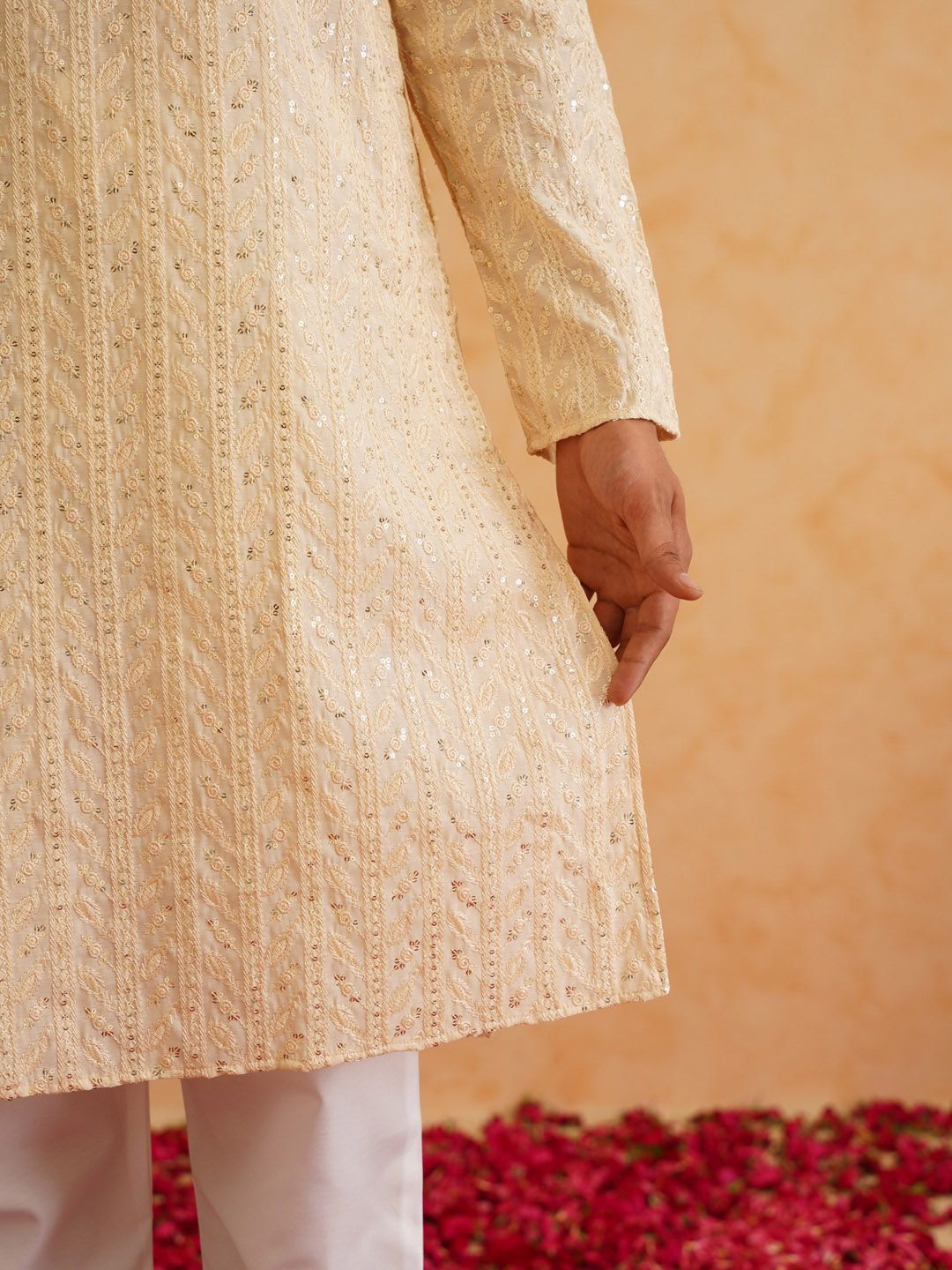 SOJANYA LUXE Ethnic Motifs Embroidered Mandarin Collar Sequined Straight Kurta