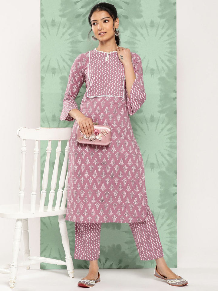 Varanga Women Ethnic Motifs Printed Regular Pure Cotton Kurta with Trousers