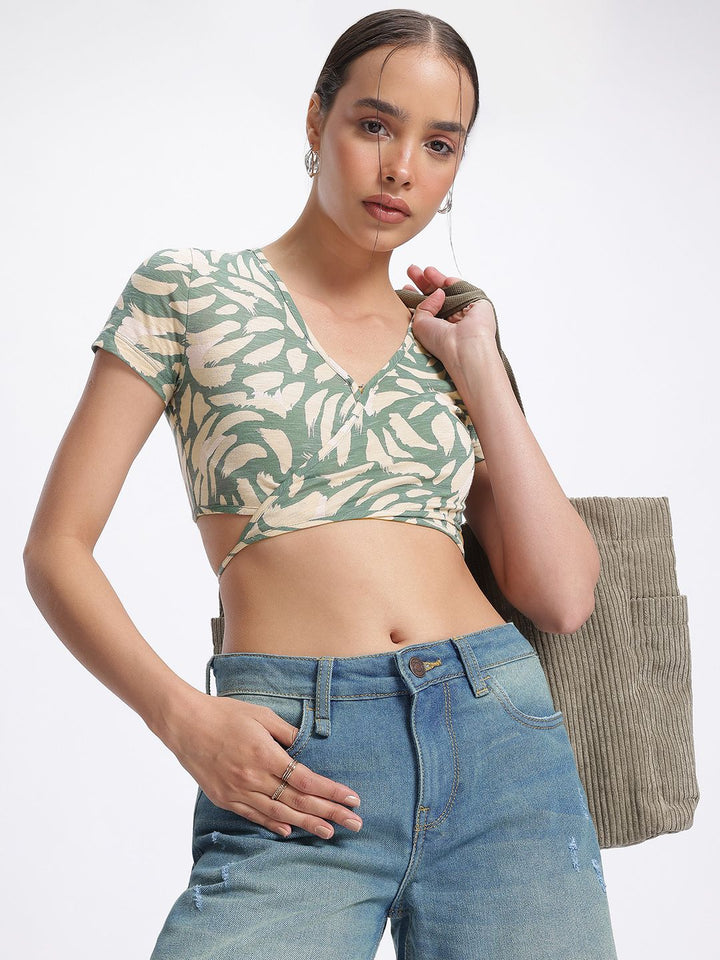 DressBerry Dynamic Abstracts Tie-Up Detail Front-Open Crop Wrap Top