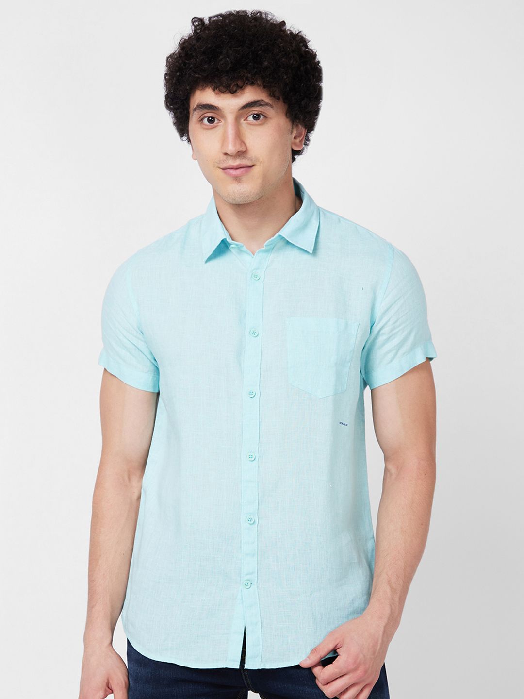 SPYKAR Spread Collar Short Sleeves Regular Fit Opaque Casual Shirt
