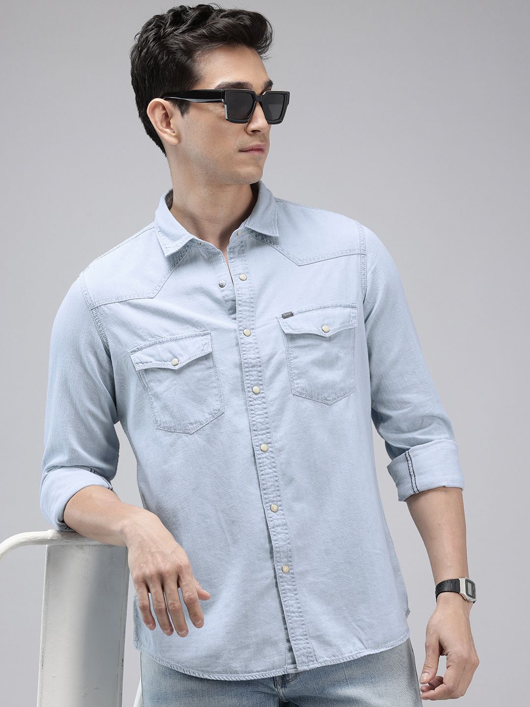 SPYKAR Slim Fit Opaque Chambray Pure Cotton Casual Shirt