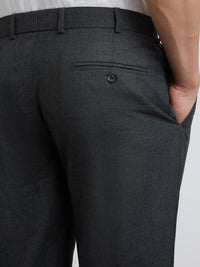 Park Avenue Men Checked Formal Trousers