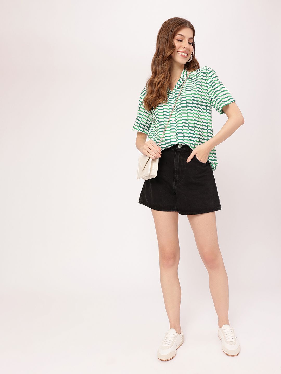 Chill In Geometric Vacanza Style Printed Relaxed Fit Shirt