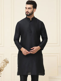SOJANYA Men Black Solid Straight Kurta