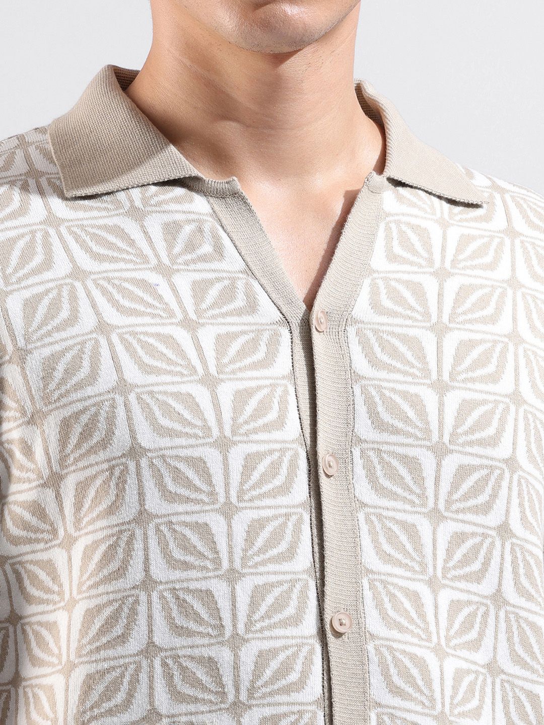 The Indian Garage Co Men Slim Fit Geometric Casual Flat Knit Shirt