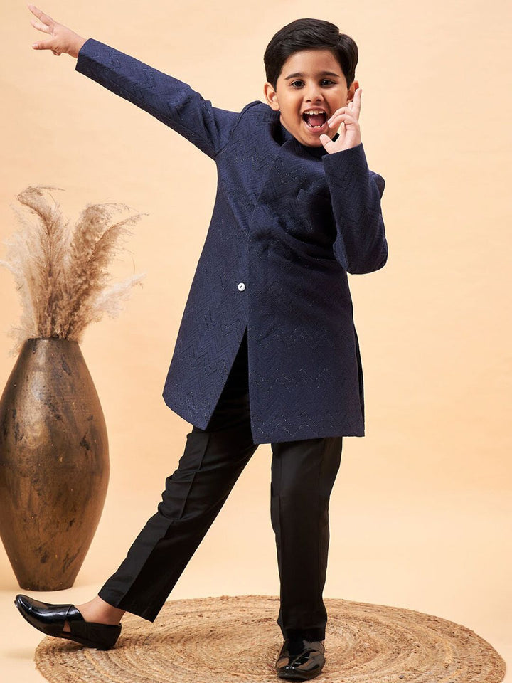 Vastramay Boys Reka Bentuk Diri Mandarin Collar Sherwani Set