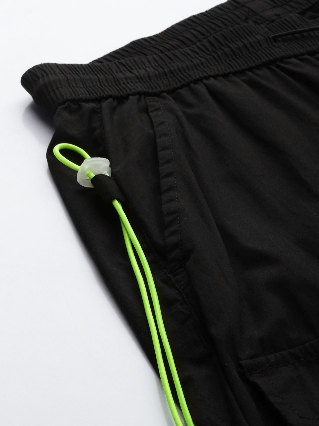 The Indian Garage Co Men Pure Cotton Poplin Toggle Relaxed Fit Cargo Style Joggers