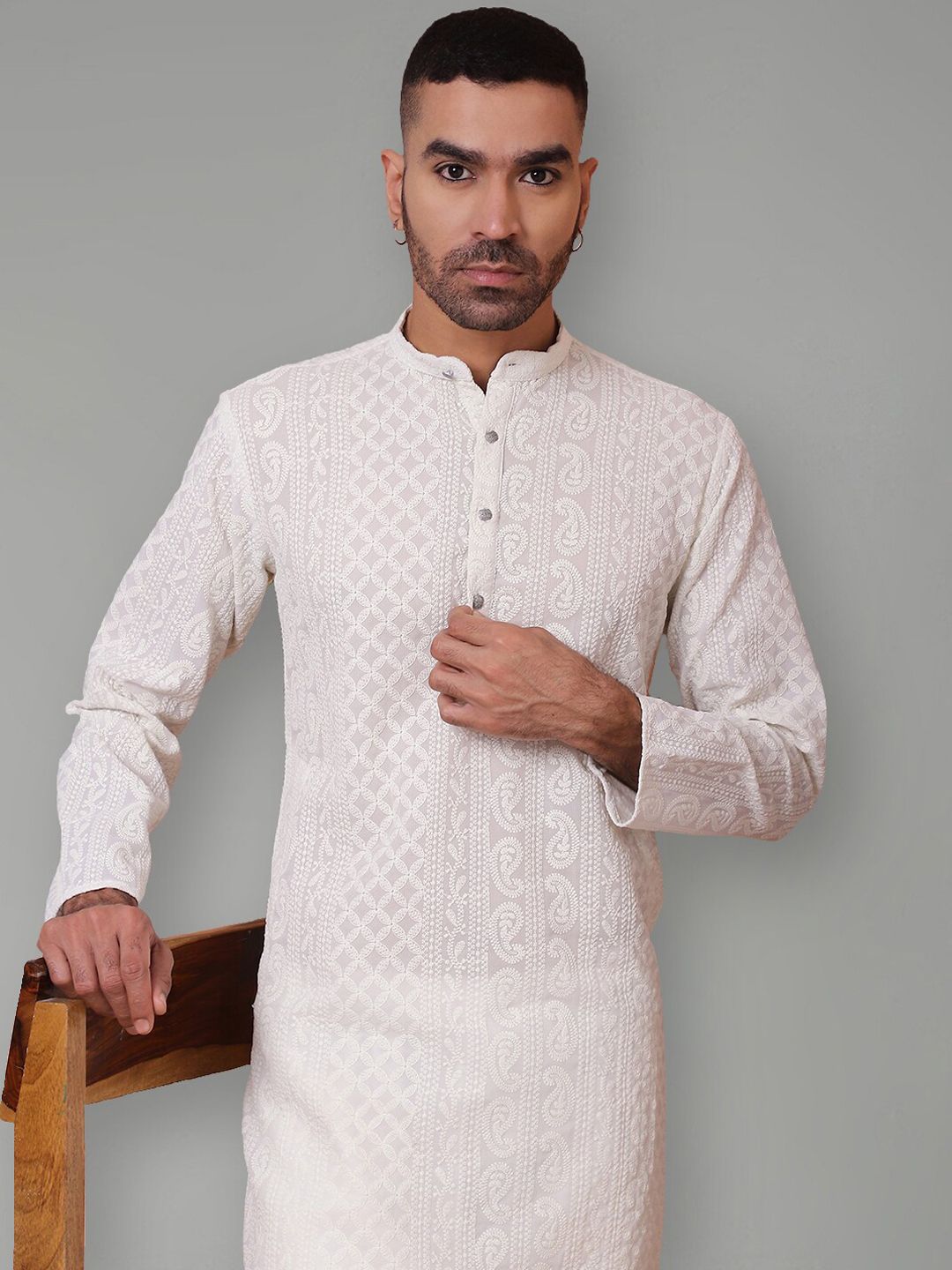 Jompers Men Geometric Flared Sleeves Chikankari Georgette Kurta