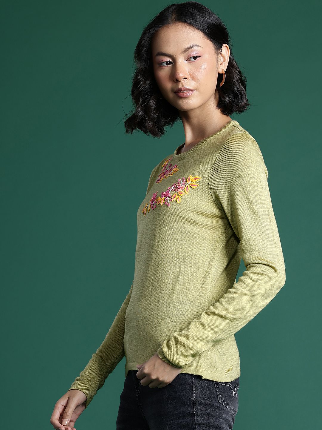DressBerry Embroidered Floral Pullover