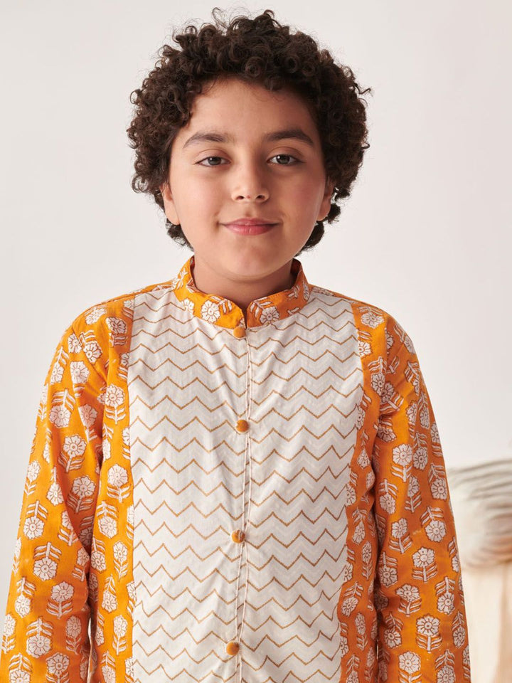 pspeaches Boys Floral Printed Regular Kurta with Pyjamas