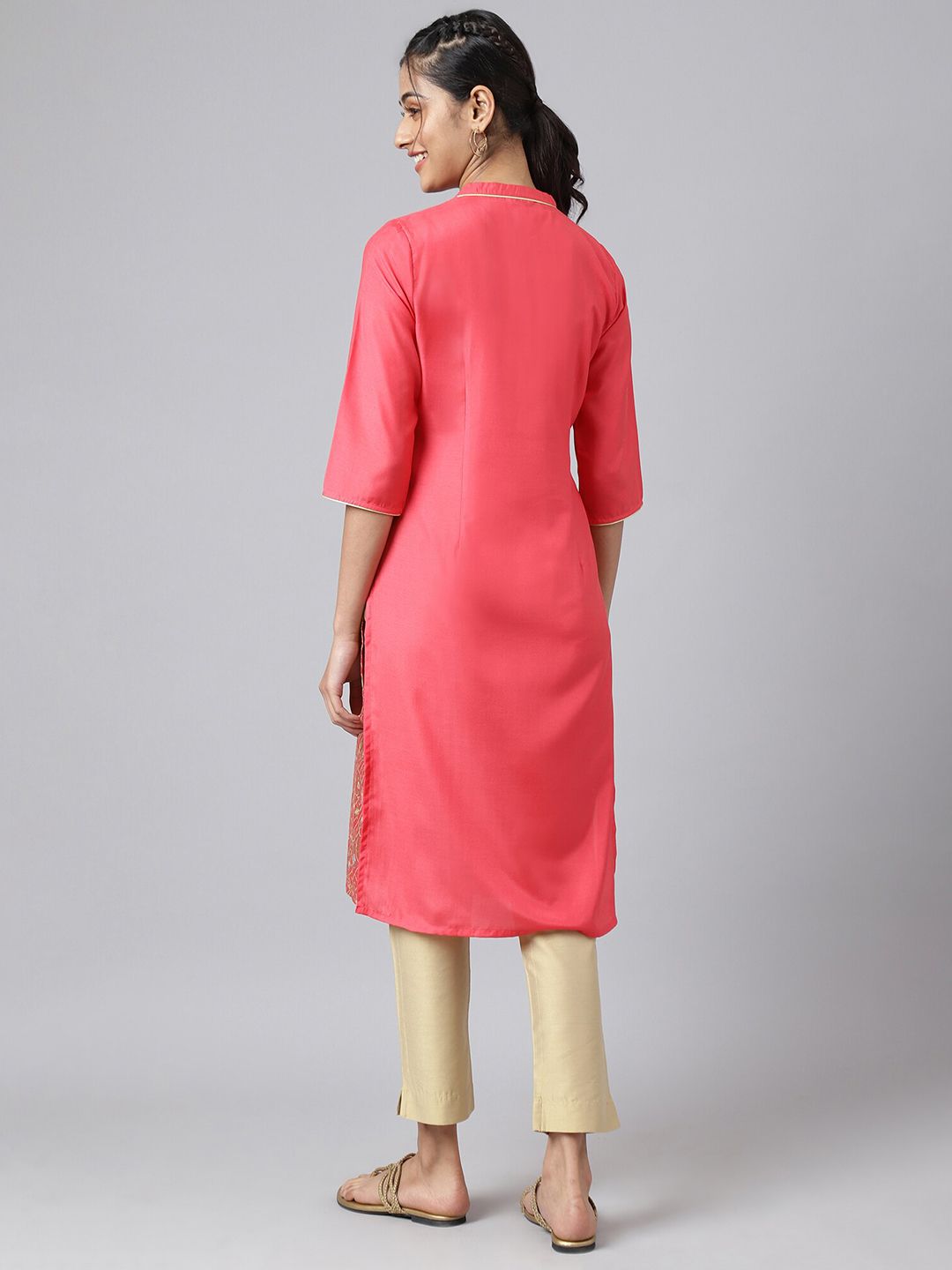 AURELIA Women Peach-Coloured Floral Printed Kurta