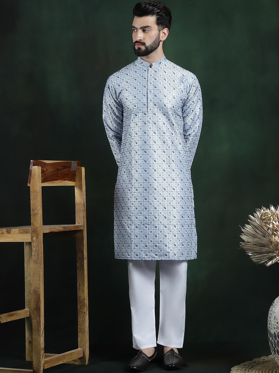 SOJANYA LUXE Floral Embroidered Regular Thread Work Kurta with Pyjamas