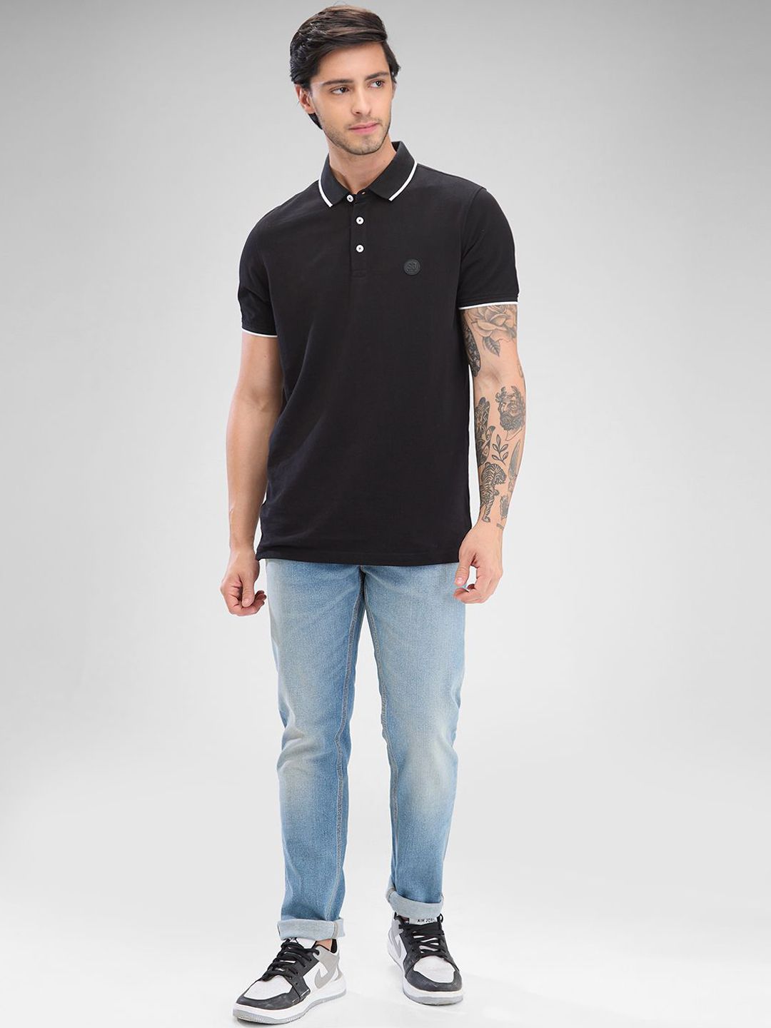 Spykar Men Slim Sesuai Rendah Beratur Rendah Look Heavy Fade Jeans Regangan