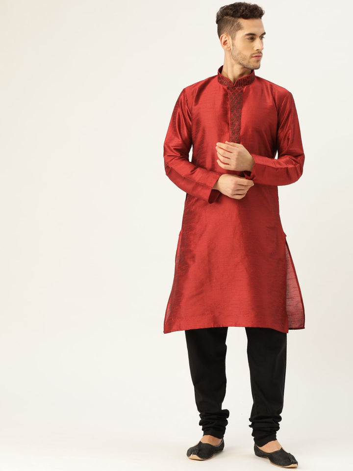 SOJANYA Men Maroon Solid Straight Kurta