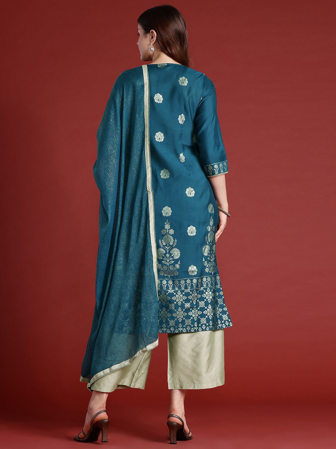 Anouk Ethnic Motifs Foil Printed Gotta Patti Kurta with Palazzos & Dupatta