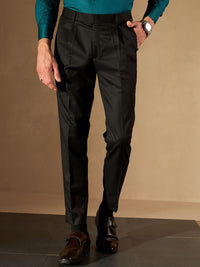 DENNISON Men Black Solid Smart Tapered Fit Easy Wash Pleated Cotton Formal Trousers