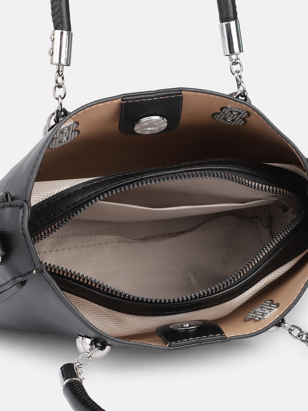 DressBerry Structured Handheld Bag