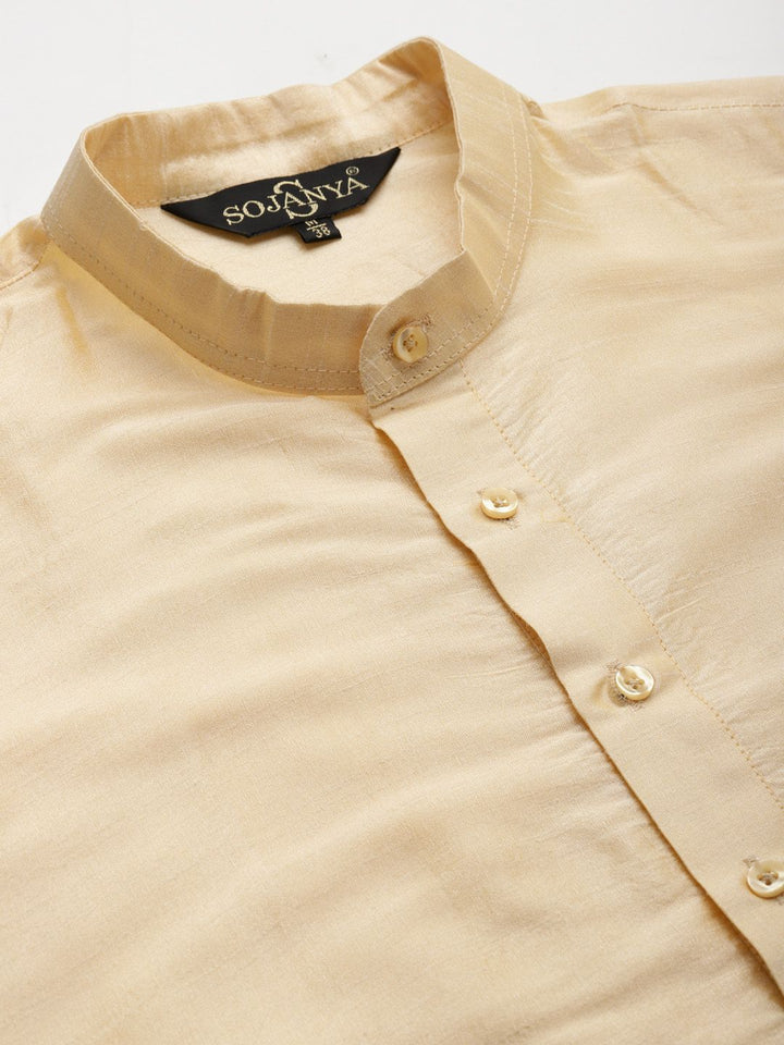 SOJANYA Men Cream-Coloured & Black Solid Kurta with Churidar & Jacket