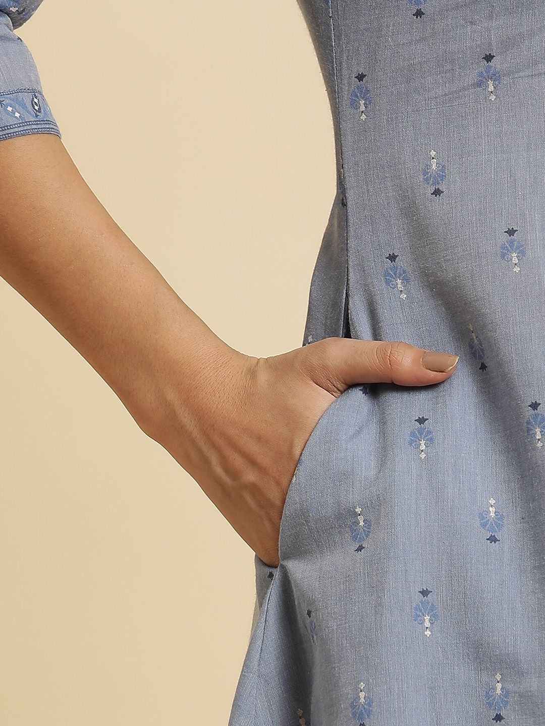 W Ethnic Motifs Printed Pure Cotton Kurta