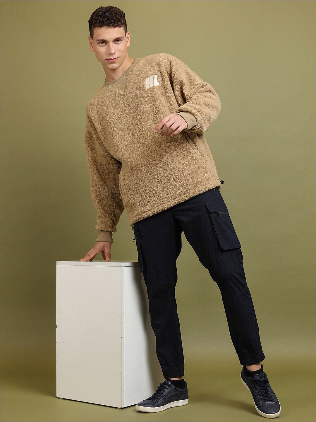 HIGHLANDER Brown Oversized Drop Shoulder Sleeves Sweatshirt